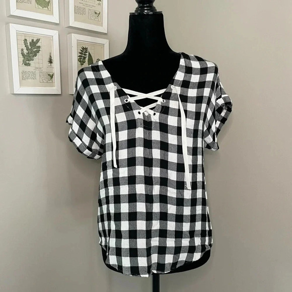 Eddie Bauer Black and White Buffalo Plaid Print Top with Lace Up Neckline - Picture 1 of 9
